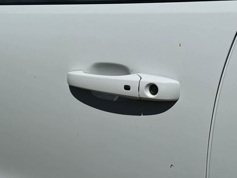 Used 2023 Dodge Durango SXT RWD image 19