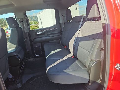 Used 2022 Chevrolet Silverado 1500 LT RWD image 24