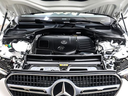 Certified 2025 Mercedes-Benz GLC 350e 4MATIC image 13