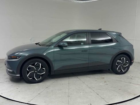 Used 2024 Hyundai Ioniq 5 SEL AWD/4WD image 5