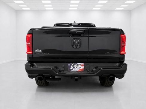 Used 2025 RAM 1500 Limited AWD/4WD image 11
