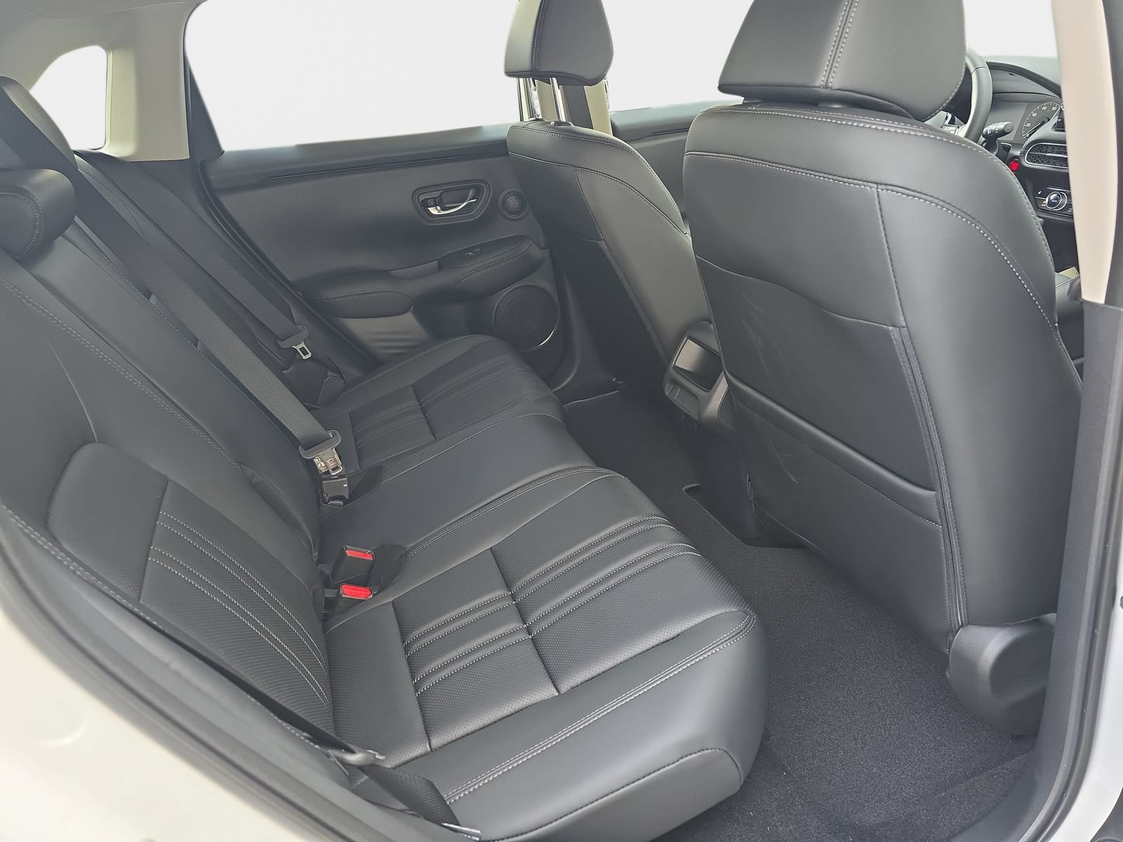 New 2027 Honda HR-V EX-L image 11