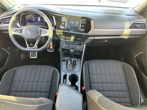 Certified 2023 Volkswagen Jetta Sport image 12