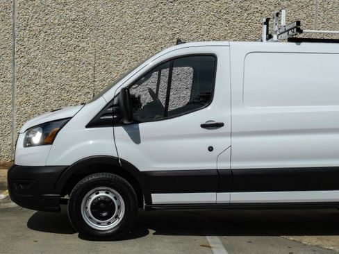 Used 2024 Ford Transit 250 Low Roof image 15