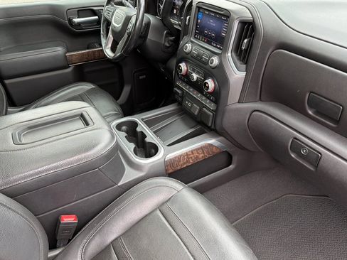 Used 2020 GMC Sierra 1500 Denali w/ Denali Ultimate Package AWD/4WD image 18