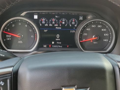 Used 2021 Chevrolet Tahoe High Country w/ Premium Package AWD/4WD image 17