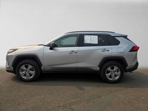 Certified 2025 Toyota RAV4 LE AWD/4WD image 7