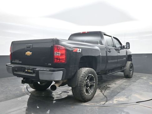 Used 2012 Chevrolet Silverado 2500 LTZ w/ Suspension Package, Off-Road AWD/4WD image 6