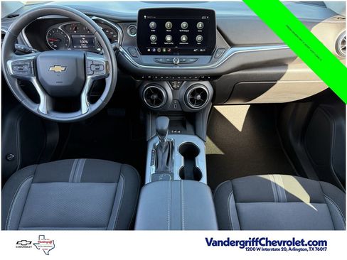 Used 2023 Chevrolet Blazer LT w/ Convenience Package FWD image 9