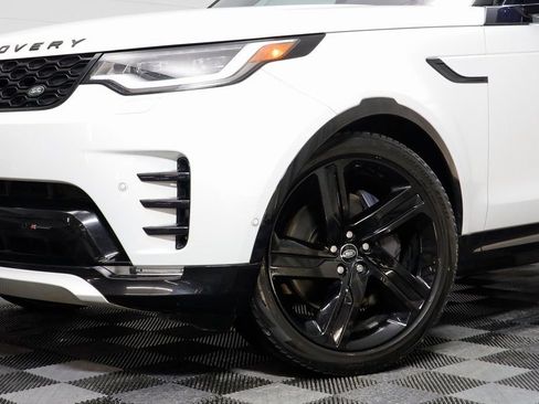 Used 2023 Land Rover Discovery HSE R-Dynamic image 3