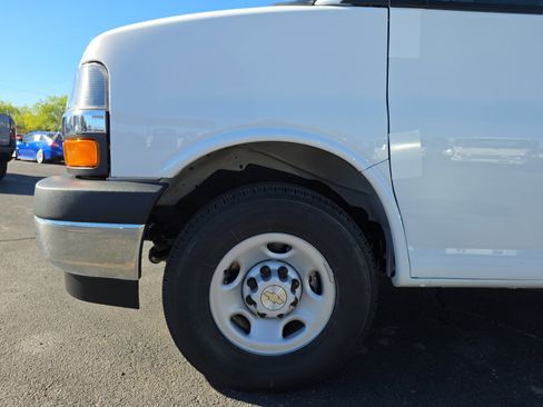 New 2025 Chevrolet Express 2500 Extended w/ Driver Convenience Package image 10