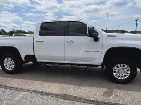 Certified 2024 Chevrolet Silverado 2500 LTZ w/ LTZ Premium Package AWD/4WD image 2