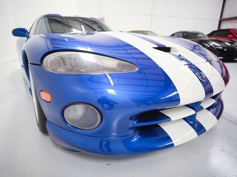 Used 1996 Dodge Viper GTS RWD image 11
