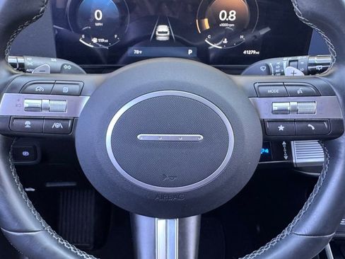 Certified 2025 Hyundai Kona SEL FWD image 5