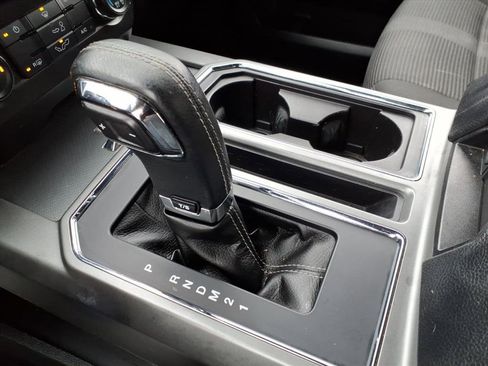 Used 2015 Ford F150 XLT w/ Equipment Group 301A Mid image 18