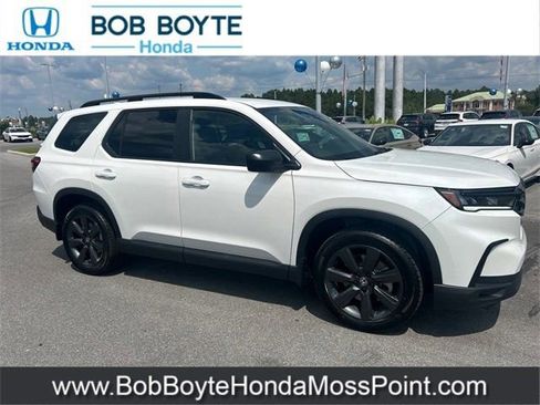 New 2025 Honda Pilot Sport image 4