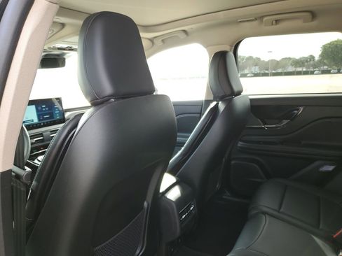 New 2026 Lincoln Corsair Reserve w/ Jet Appearance Package FWD image 10