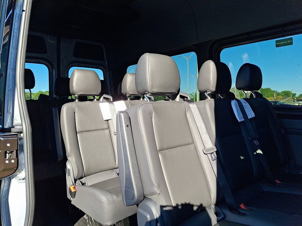 New 2025 Mercedes-Benz Sprinter 2500 image 6