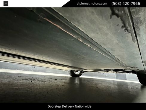 Used 2020 Tesla Model Y Long Range image 37