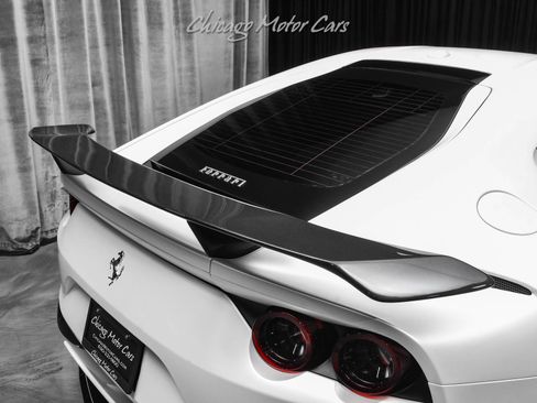 Used 2021 Ferrari 812 Superfast RWD image 40