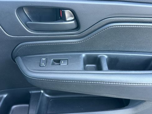 Used 2025 Honda Odyssey EX-L image 22