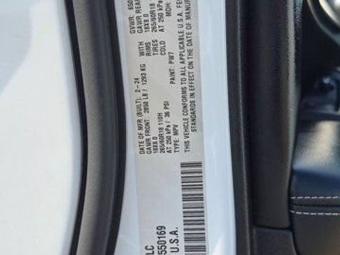 Used 2024 Jeep Grand Cherokee L Laredo AWD/4WD image 23