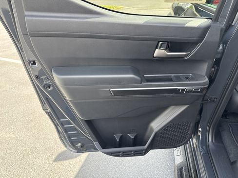 New 2025 Toyota Tacoma 4x4 Double Cab image 28
