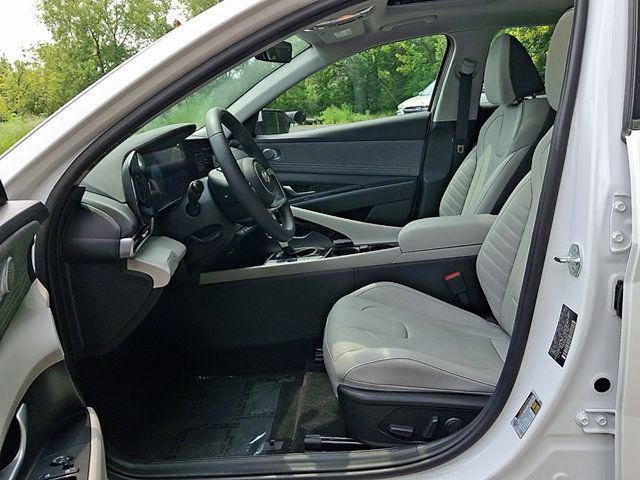 Certified 2023 Hyundai Elantra Limited w/ Cargo Package FWD image 14