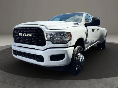 Used 2023 RAM 3500 Tradesman AWD/4WD image 7