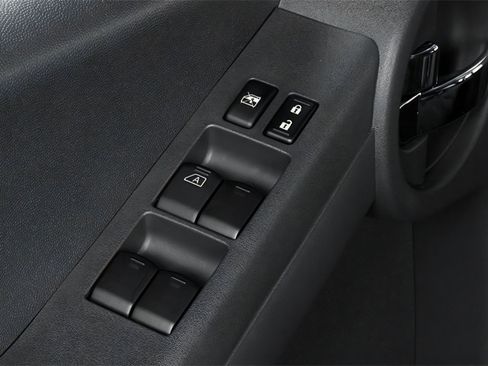 Used 2014 Nissan Xterra PRO-4X w/ Pro-4x Leather Package AWD/4WD image 13