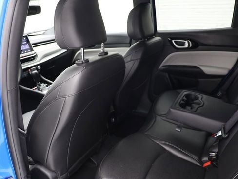Used 2025 Jeep Compass Limited AWD/4WD image 10