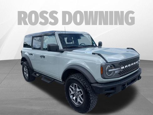 Used 2024 Ford Bronco Badlands AWD/4WD image 3
