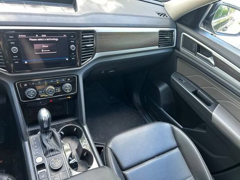 Used 2023 Volkswagen Atlas SE AWD/4WD image 11