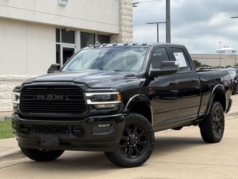 Used 2022 RAM 2500 Laramie w/ Night Edition AWD/4WD image 2