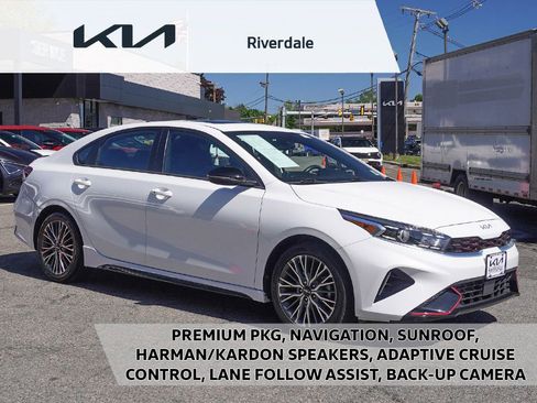 Used 2023 Kia Forte GT-Line w/ GT-Line Premium Package FWD image 1