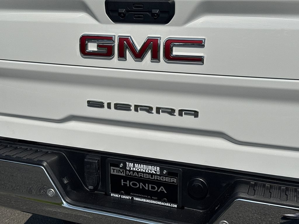 Used 2025 GMC Sierra 2500 SLT w/ SLT Premium Package AWD/4WD image 27