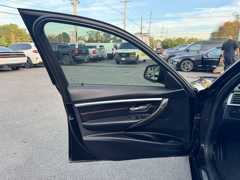 Used 2016 BMW 328i xDrive Sedan image 16