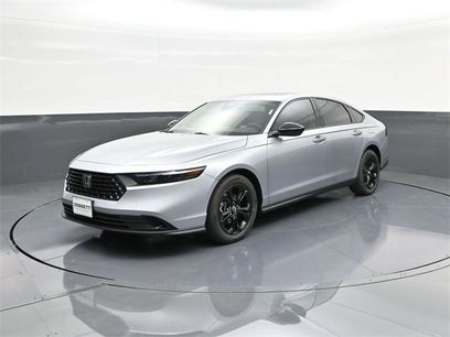 New 2025 Honda Accord SE