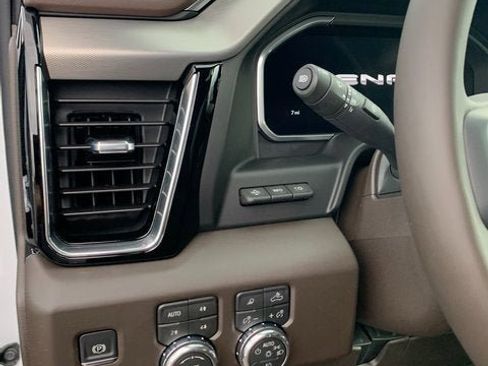 New 2026 GMC Sierra 2500 Denali w/ Technology Package image 20