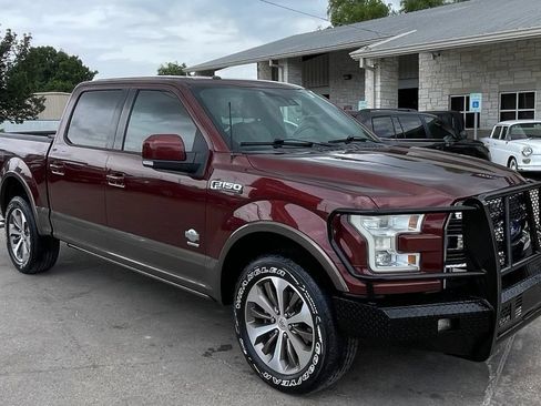 Used 2015 Ford F150 King Ranch w/ Equipment Group 601A Luxury AWD/4WD image 2