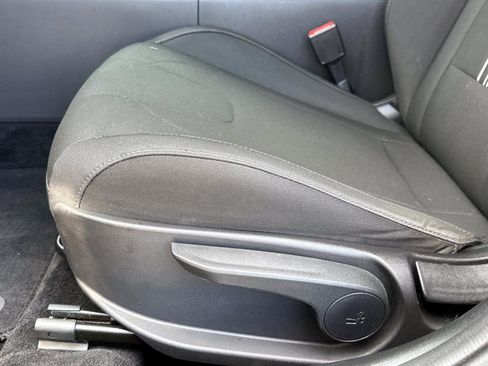 Used 2022 Hyundai Elantra SEL w/ Convenience Package image 21