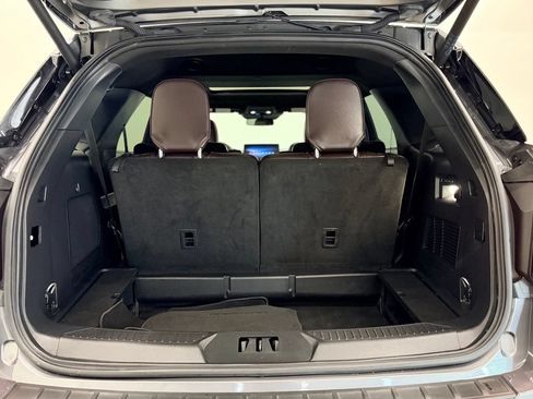 Used 2025 Ford Explorer Platinum w/ LUX Leather Package AWD/4WD image 6