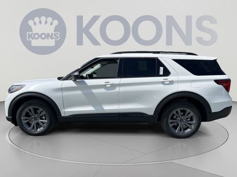 New 2026 Ford Explorer Active w/ Active Comfort Package AWD/4WD image 2