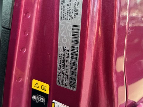 Used 2024 Jeep Wrangler Sahara w/ Safety Group image 44