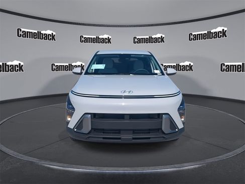 New 2026 Hyundai Kona SE image 2