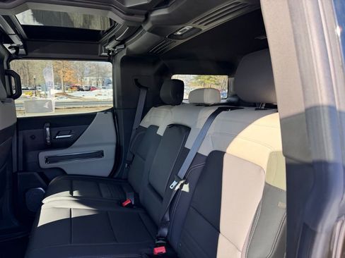 New 2026 GMC Hummer EV SUV image 9