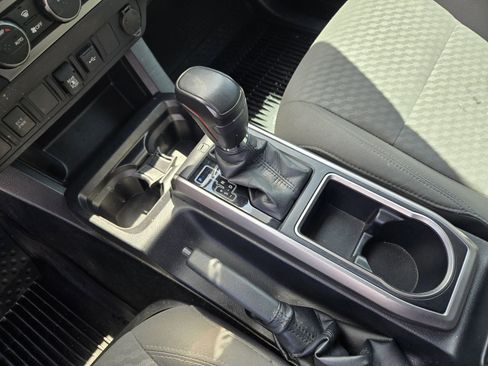 Used 2021 Toyota Tacoma SR5 image 17