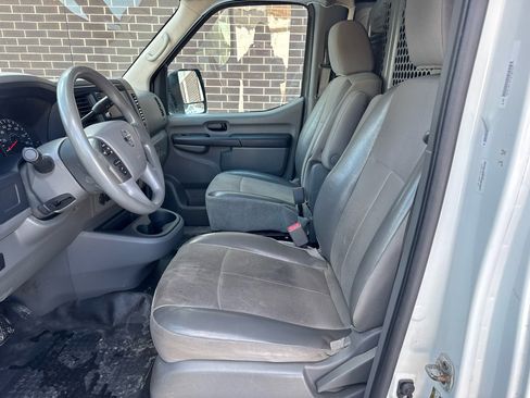 Used 2020 Nissan NV 2500 S image 5
