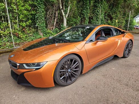 Used 2019 BMW i8 Coupe AWD/4WD image 3