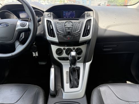 Used 2013 Ford Focus SE FWD image 21